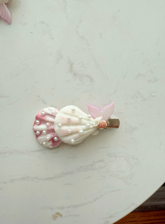 27 Seashell Hair Clips